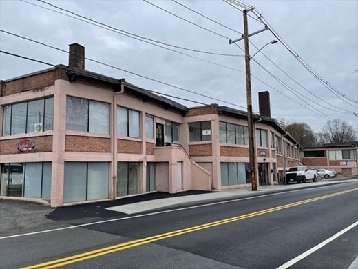 63 Washington Ave #R — photo