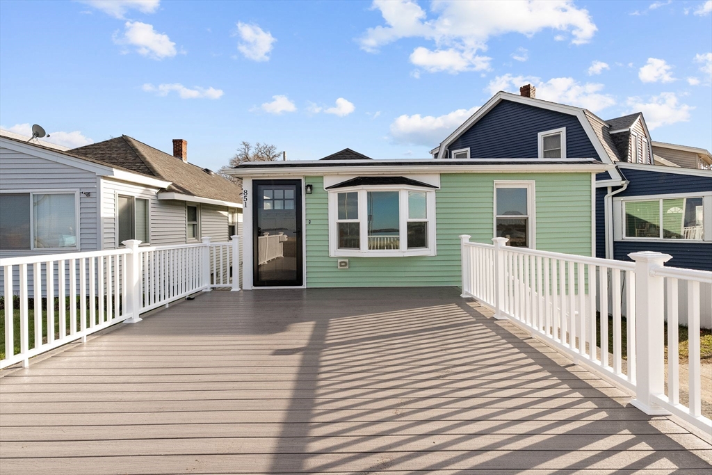 851 Quincy Shore Dr — photo