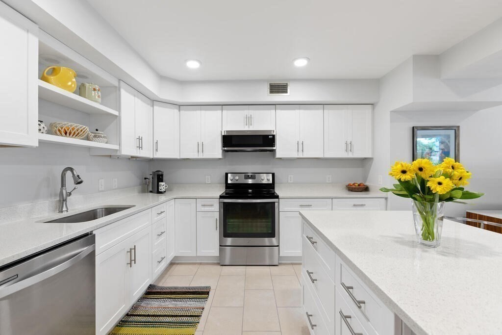 115 Washington #1B — photo