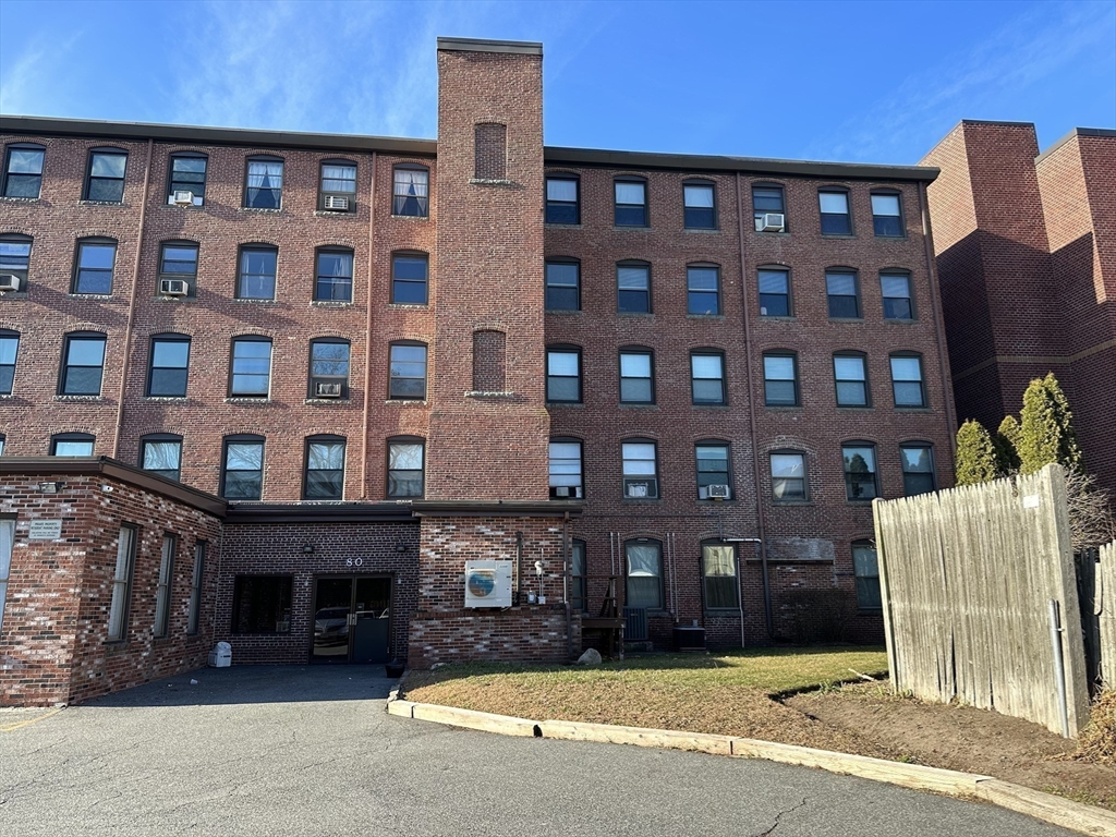 80 Foster St #406 — photo
