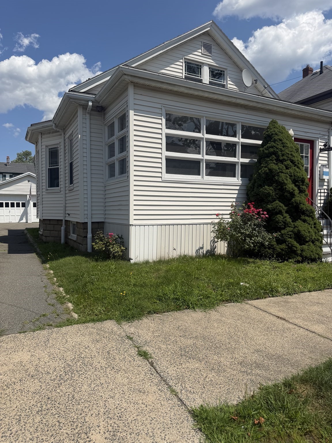 55 Addison Ave — photo