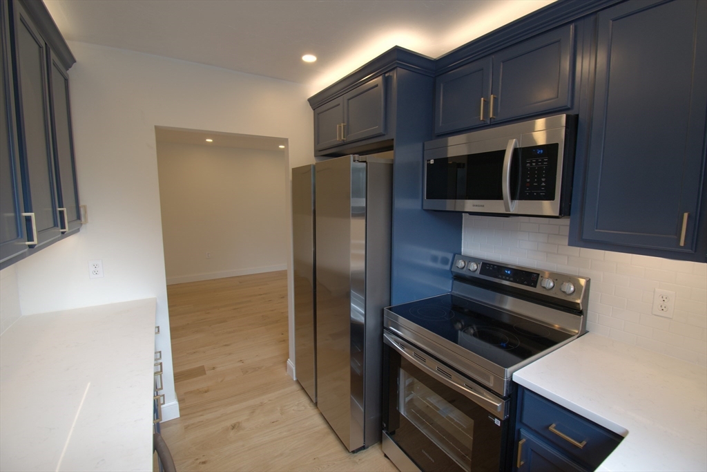 200 Fellsview Terrace #205B — photo