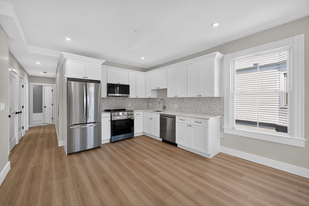 533 Washington Street #4 — photo