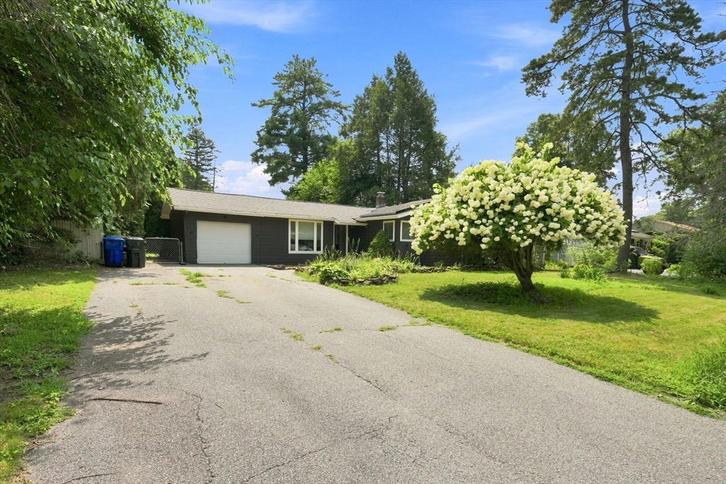 55 Lindsay Road, Springfield, MA 01128 — photo 2