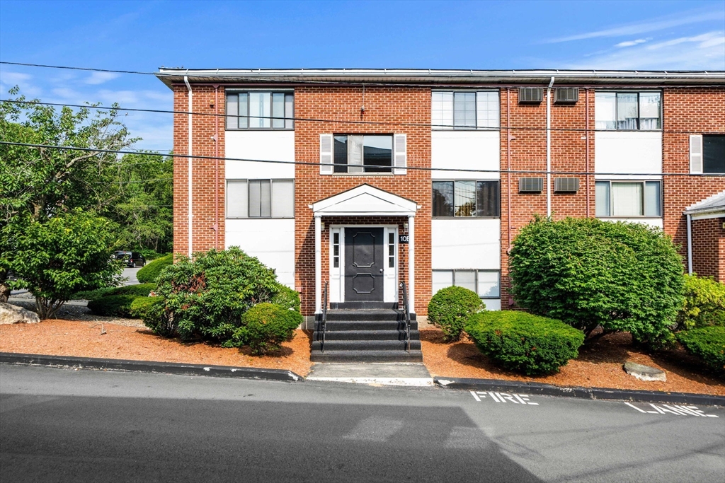 10B Colonial Dr #1B — photo