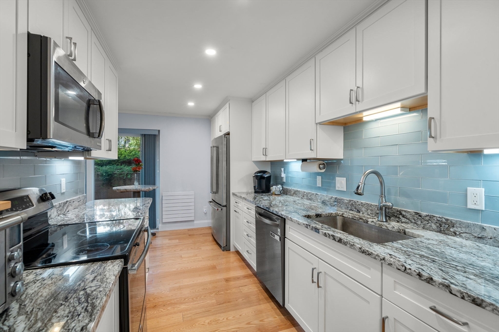 1210 Greendale Ave #311 — photo
