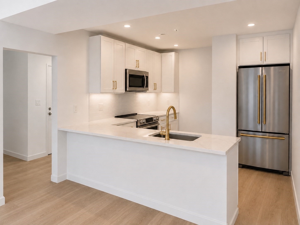 820 Hyde Park Ave. #101 — photo