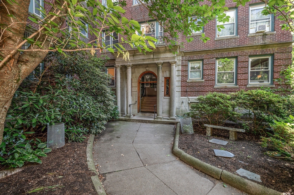 52 Garden St #B2 — photo