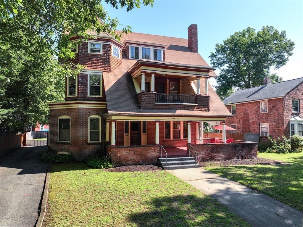 171 Dartmouth Ter — photo