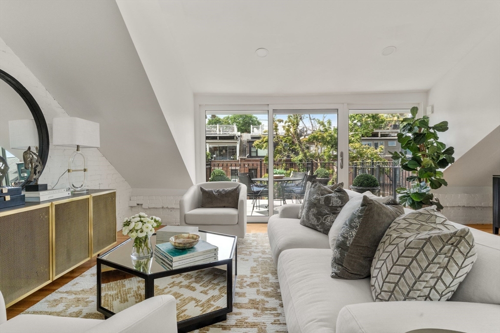 116 W Concord St #4 — photo