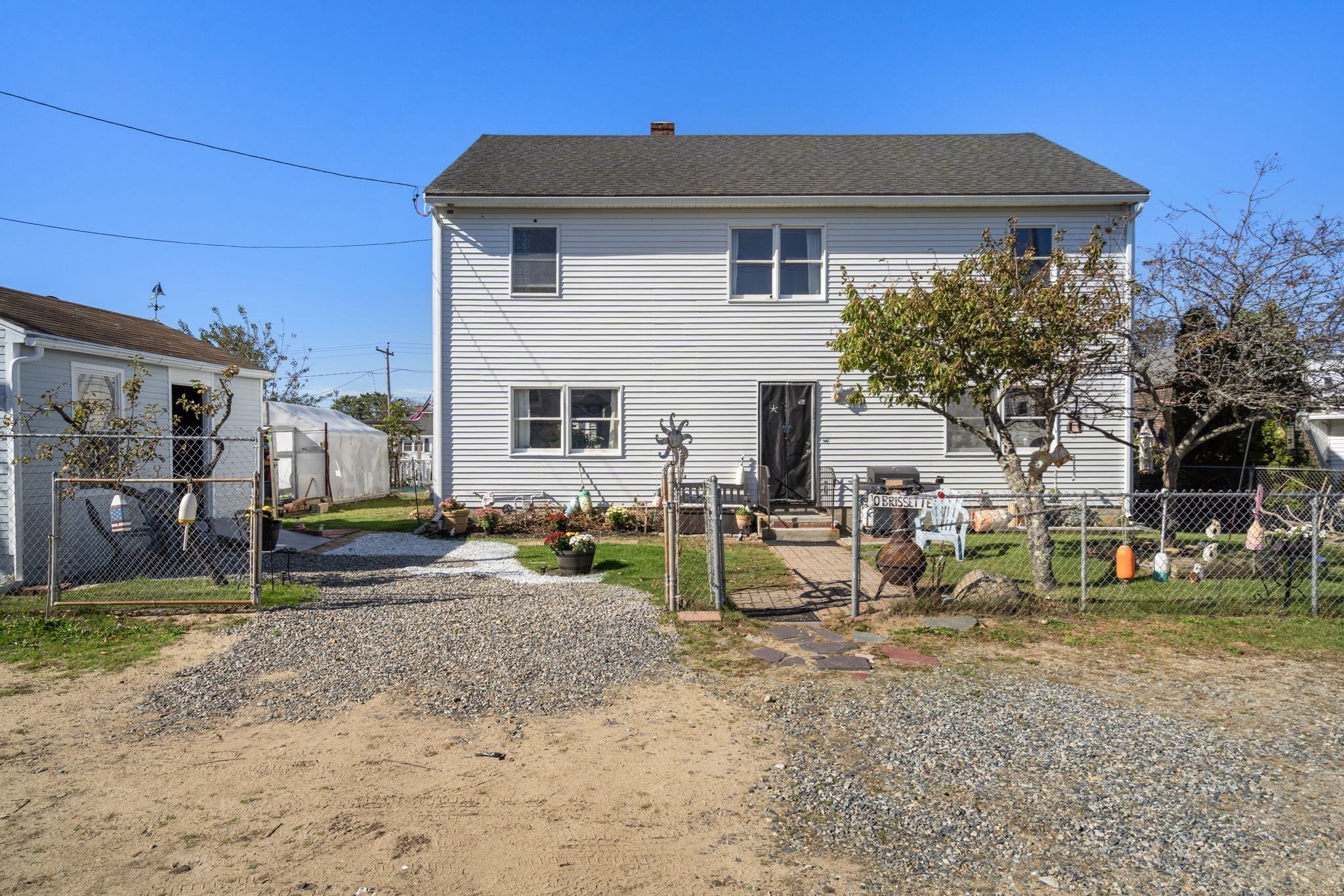 10 Brissette Avenue — photo