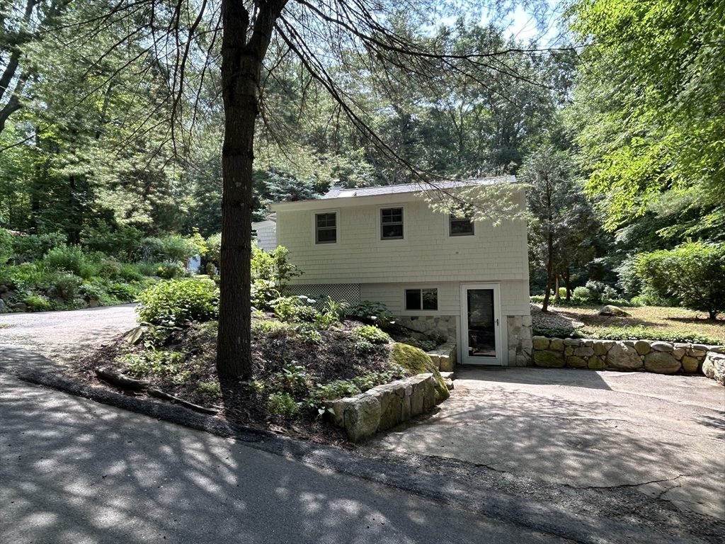 16 Yale Rd — photo