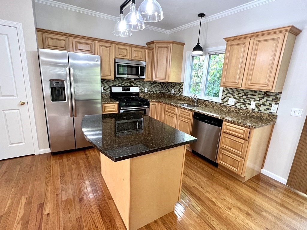 85 E Mountain Street #0, Worcester, MA 01606 — photo 2