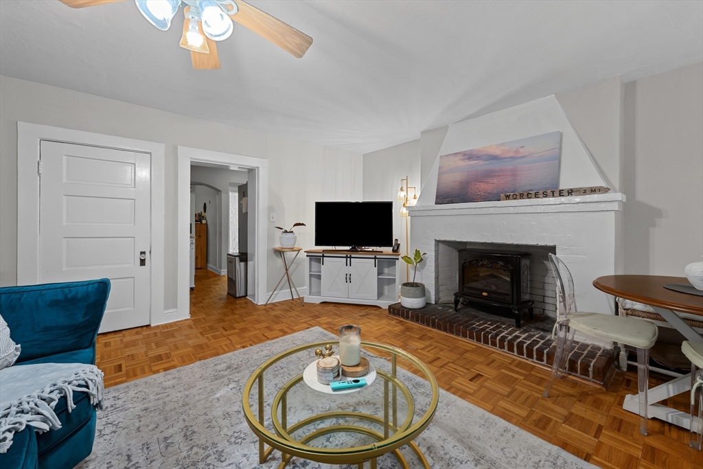 36 Elm St #B — photo