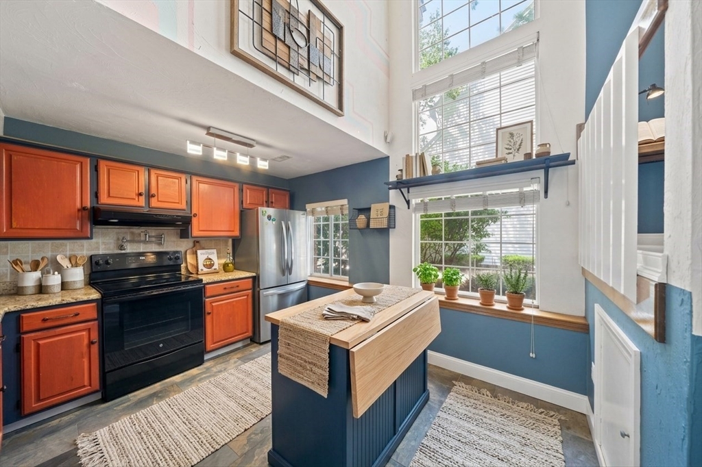 171 Tall Oaks Dr #F — photo