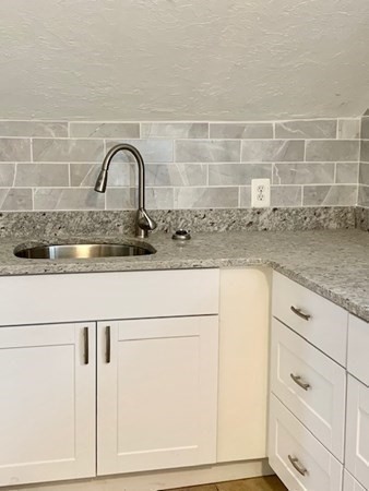 8 Boylston #2R — photo