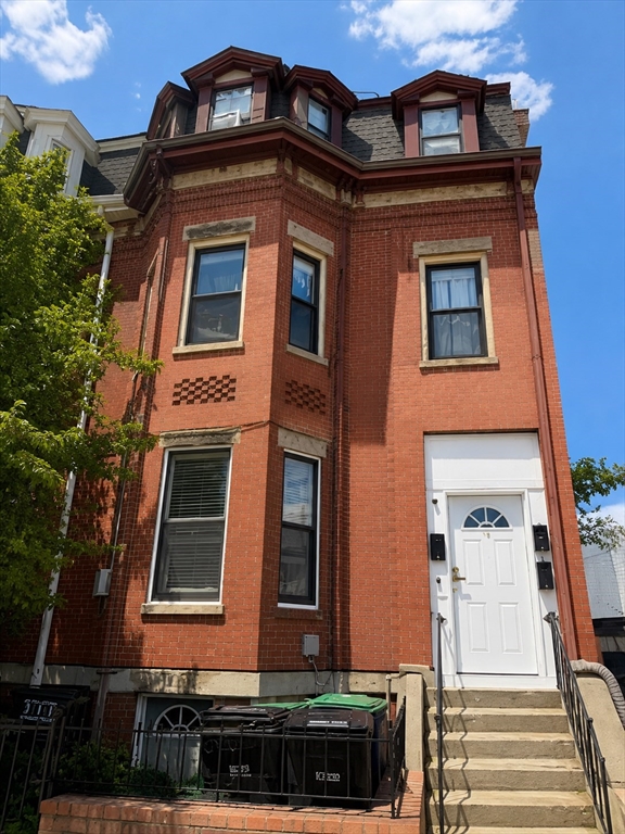 16 Cross Street East #2 — photo