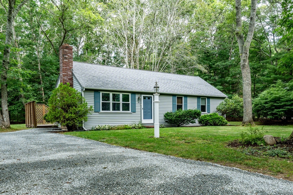41 Bridle Path — photo