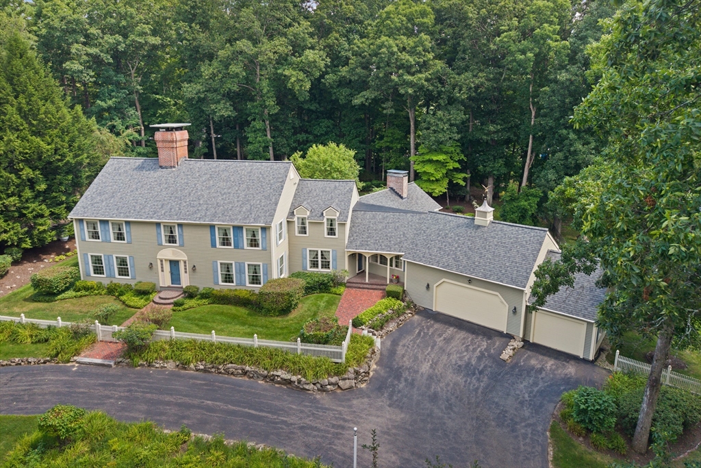 43 Pheasant Run — photo