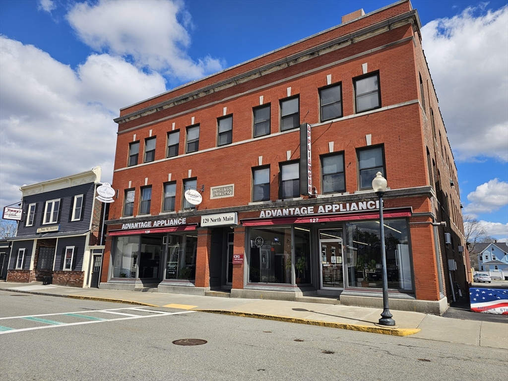 127-129 N Main St #209 208-209 — photo