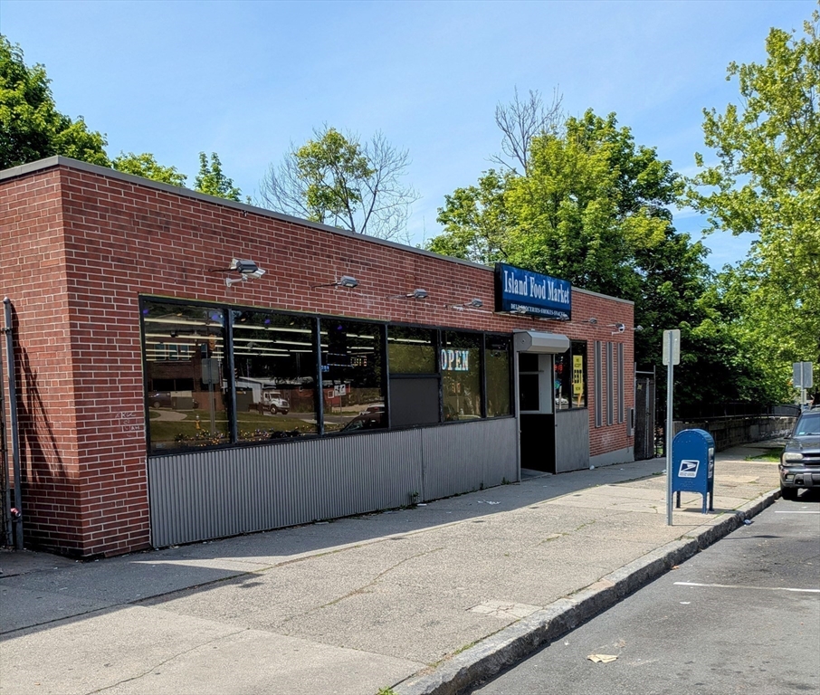 24-26 Fort Pleasant Ave — photo