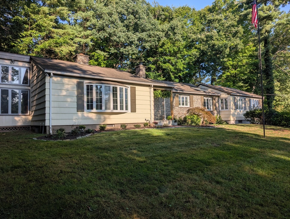 37 Brookside Dr — photo
