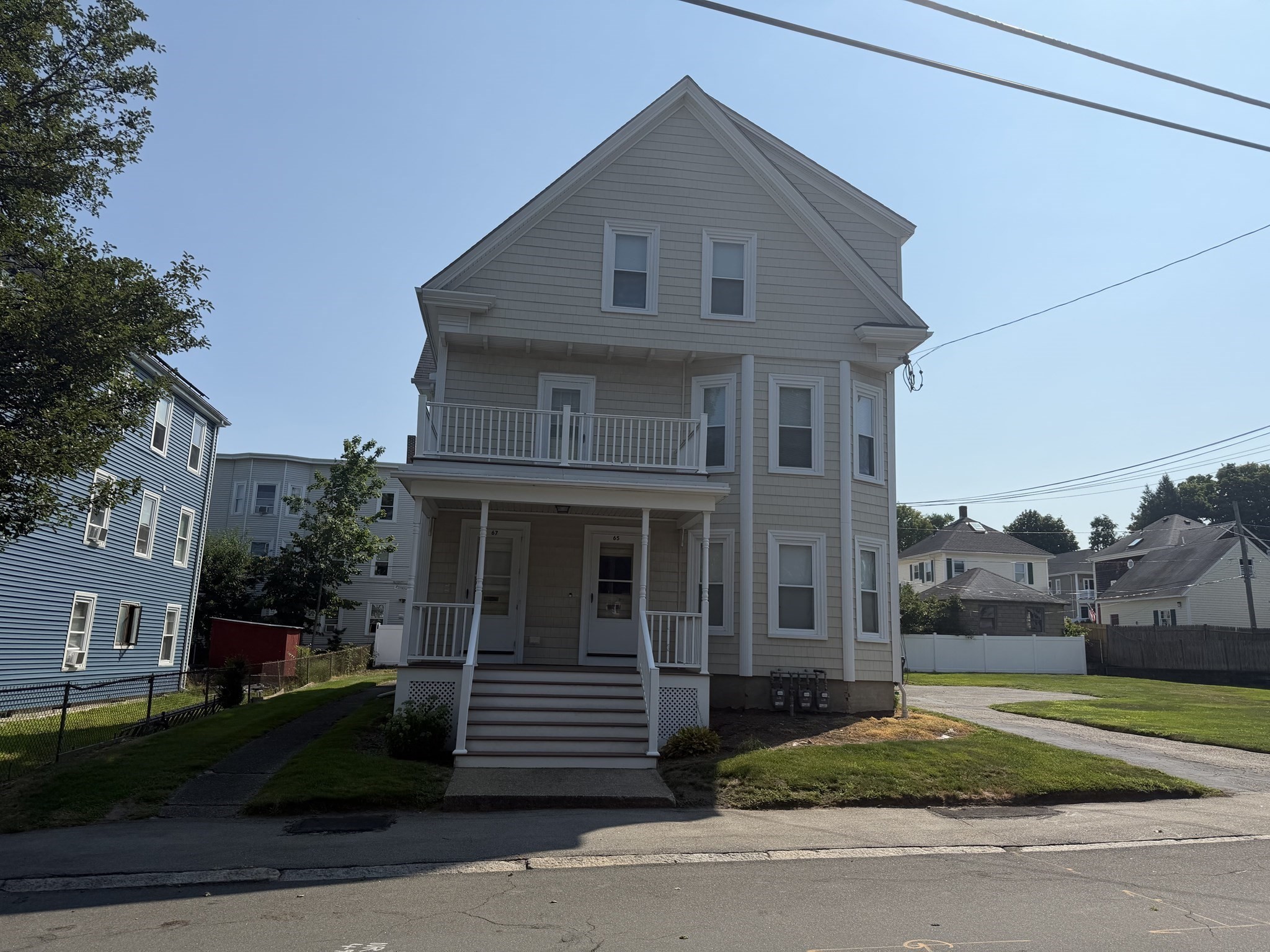 65-67 Bradford Avenue #2 — photo