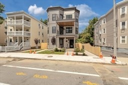 3915 Washington Street #2 — photo