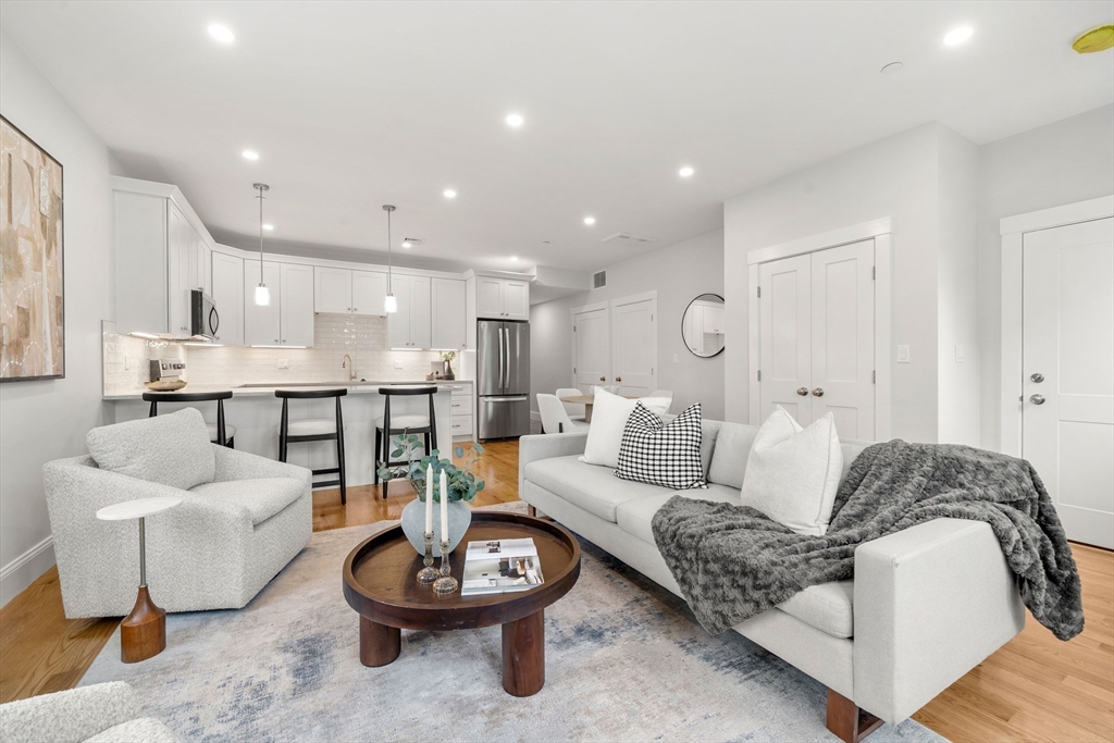 9 Downer Ct #4 — photo