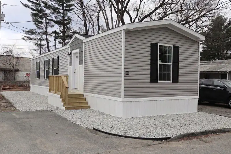 1346 Newport Ave #B22 — photo