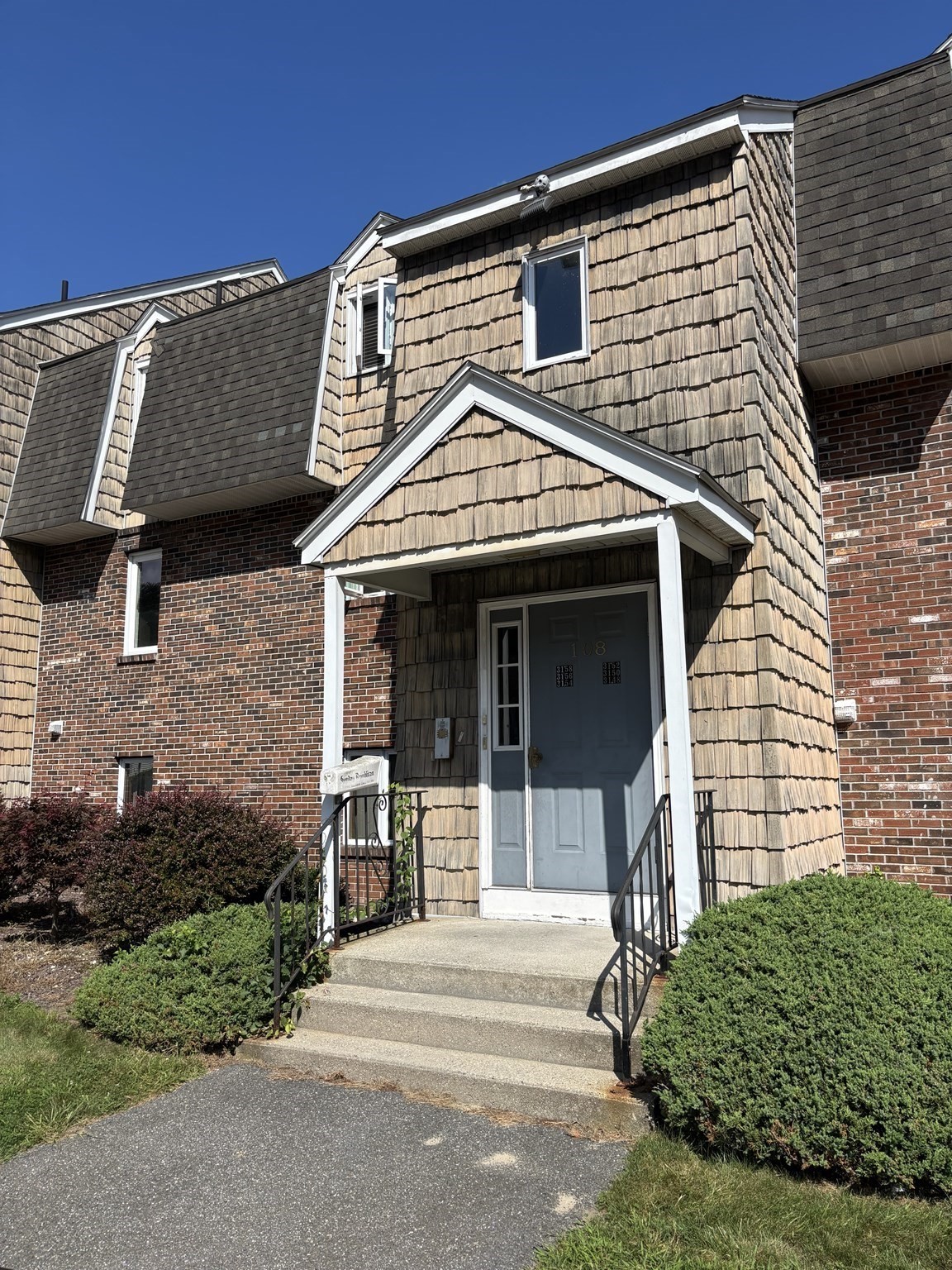3156 Main St #3156 — photo