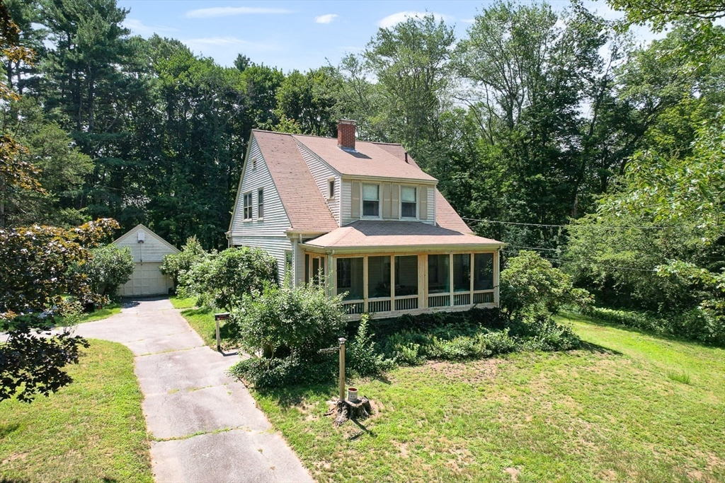 53 Elmwood Rd — photo