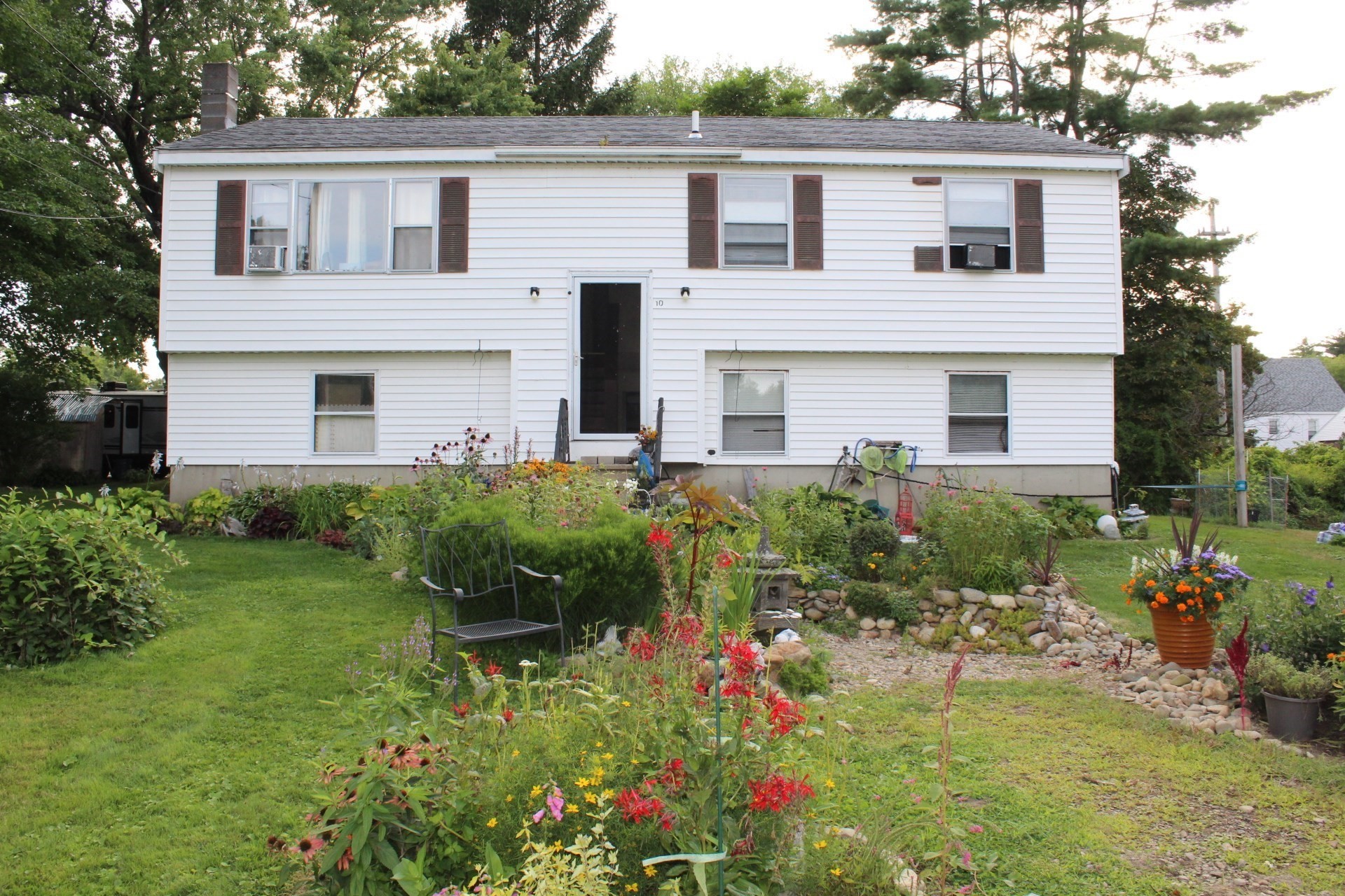 10 Howard George Ct — photo