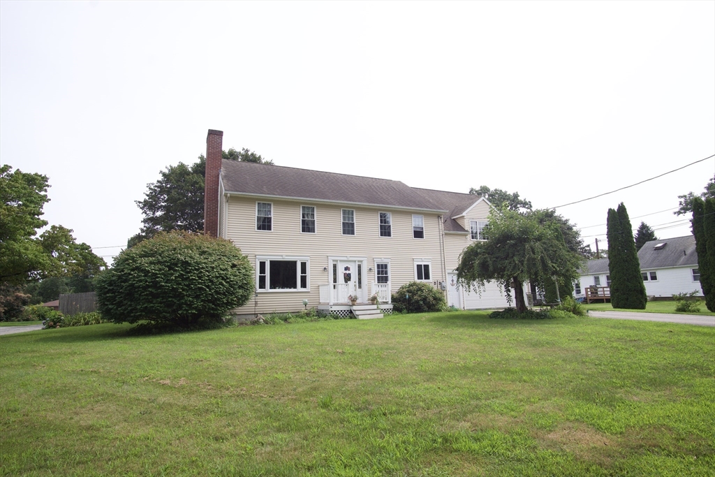 4 Williams Rd — photo