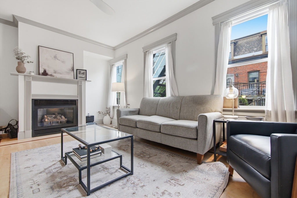 255 Gold St #2 — photo