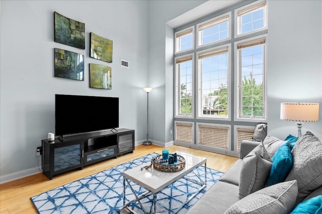 7 Ballister St #435 — photo