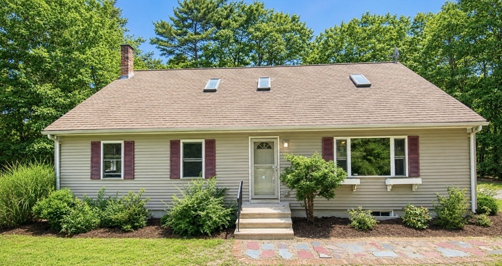 125 Drew Blvd — photo