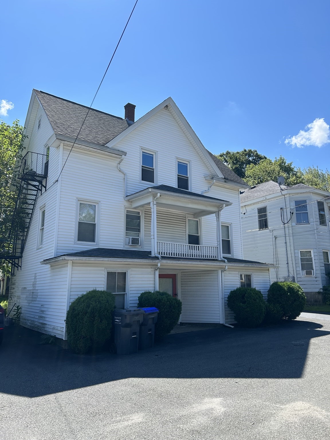 560 Church St #560 — photo