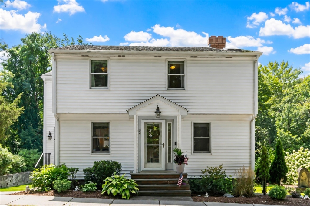 82 Pine Street — photo