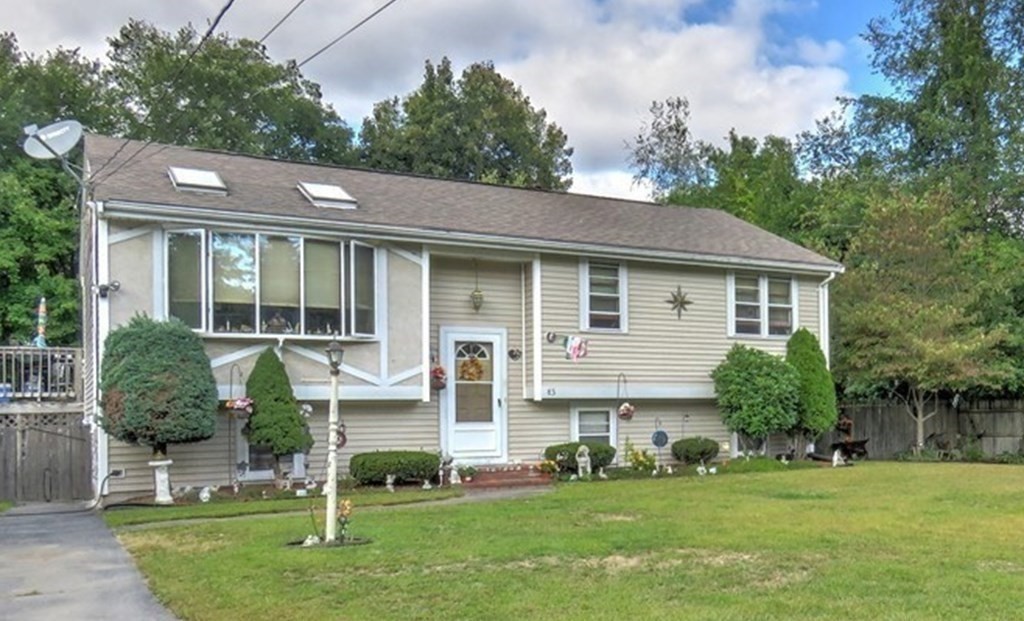 85 Hubbard Ave. — photo