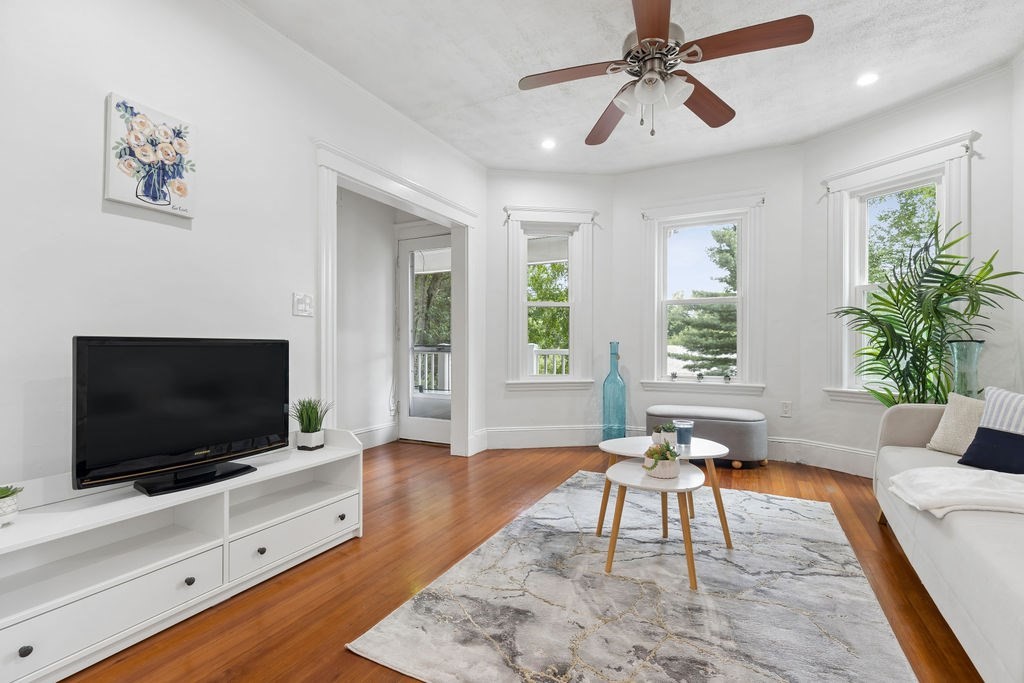 215 Crafts Road #2, Brookline, MA 02467 — photo 2