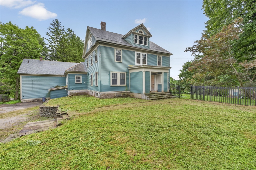 35 Leominster Rd — photo
