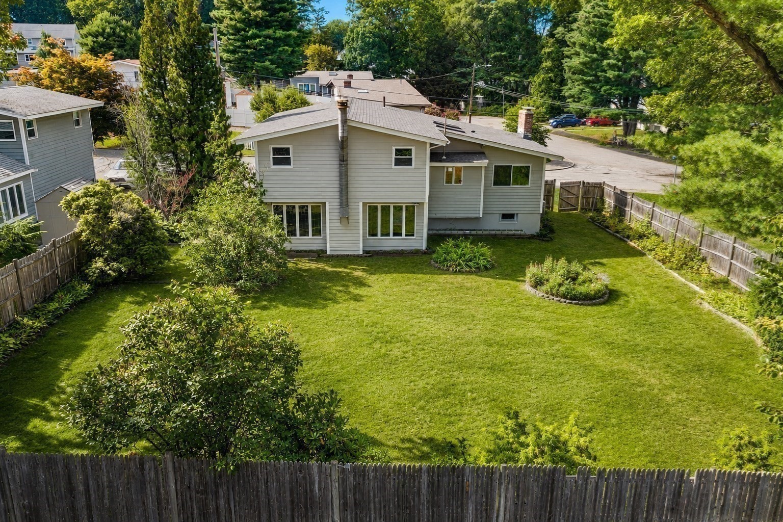 27 Randy Road, Framingham, MA 01701 — photo 2