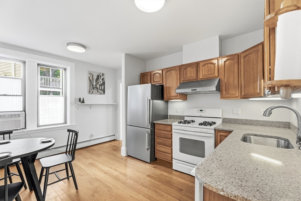 32-34 Ditson St #2 — photo