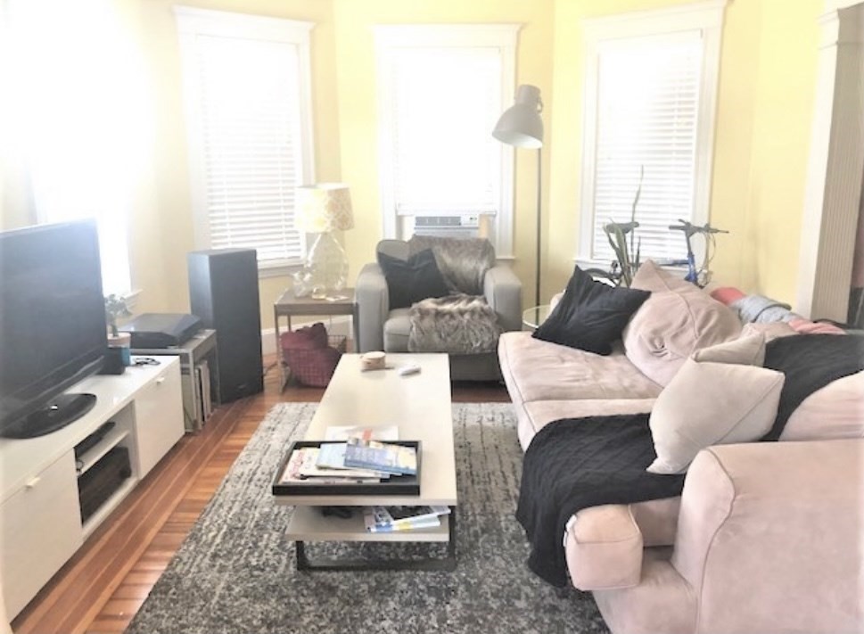 79 Curtis St #1 — photo