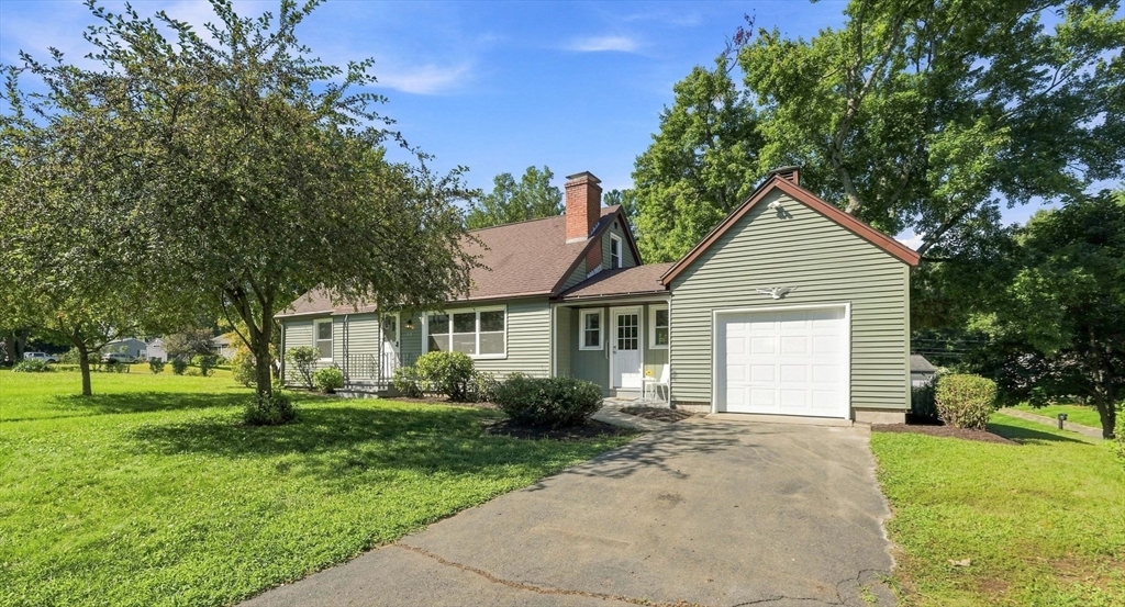 331 Valley View Dr — photo