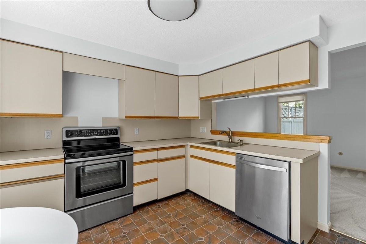 56 Floret Circle #56, Hingham, MA 02043 — photo 3