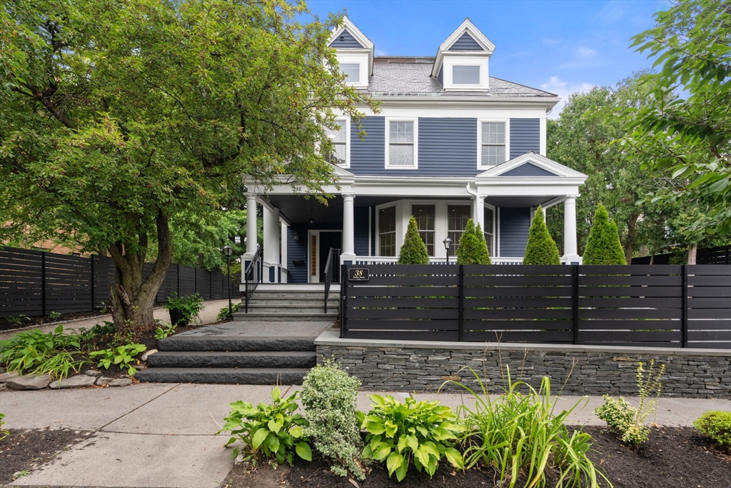 38 Fuller Street — photo