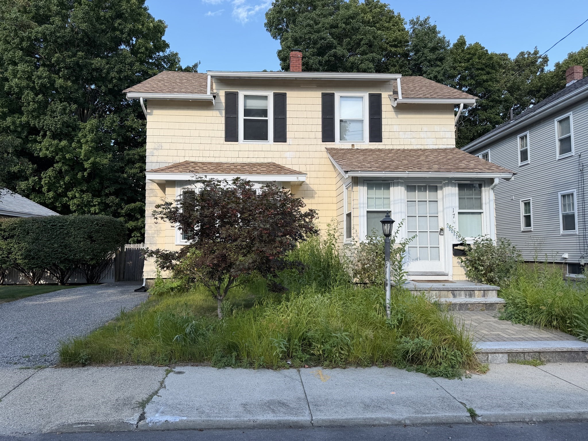 17 Russell Rd — photo