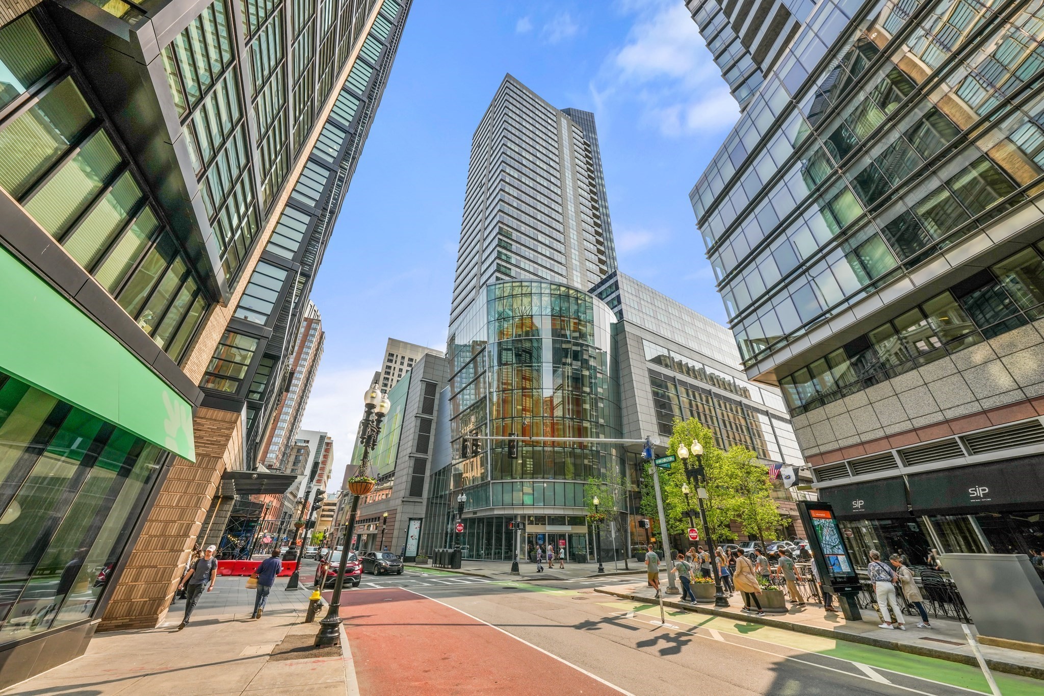 2 Avery St #32E — photo